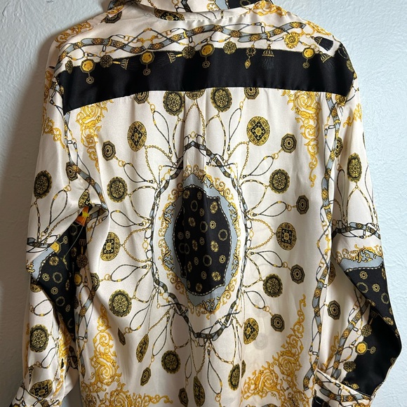 Zara Woman Ecru Chain Scarf Print Button Down Blouse Size
Small - Picture 2 of 11